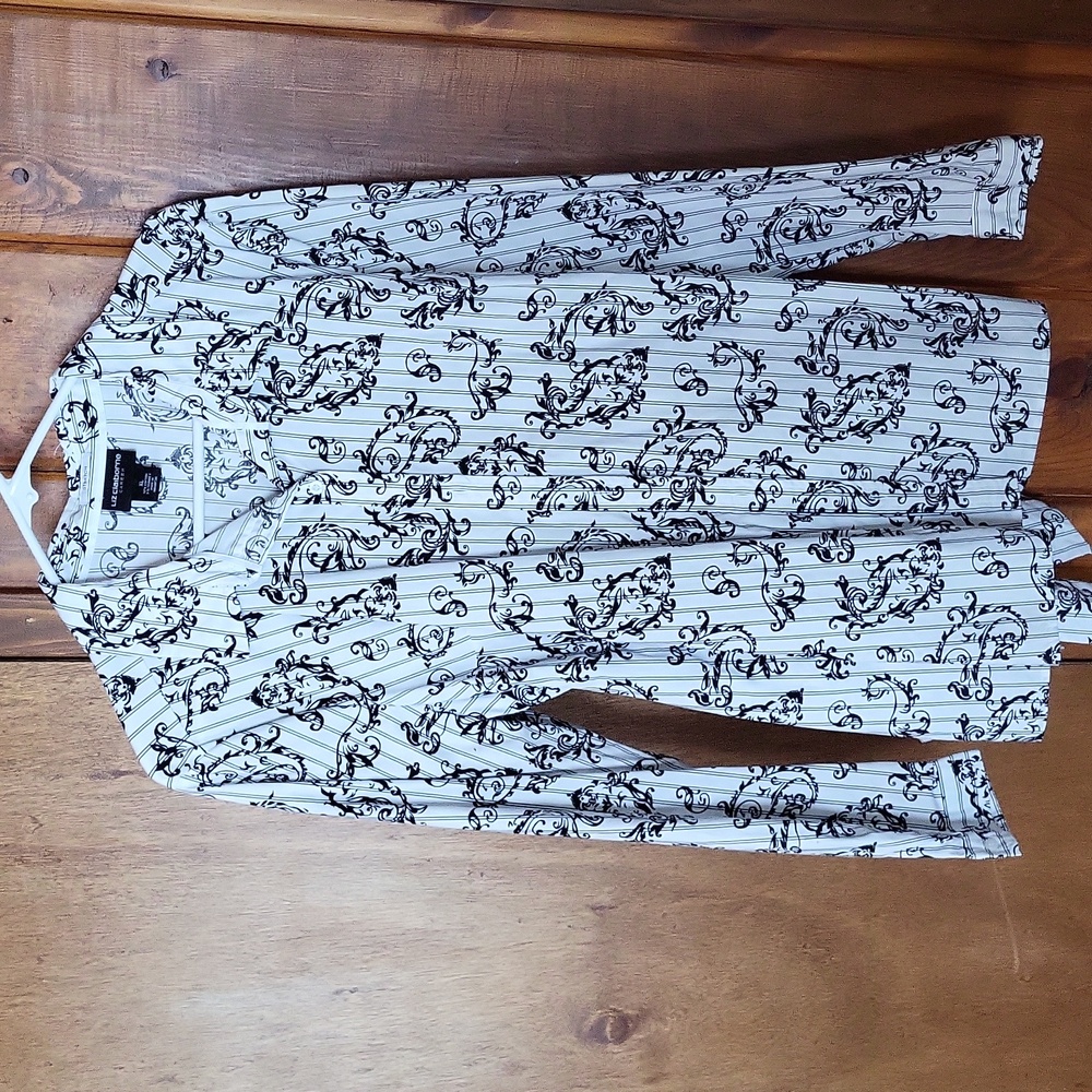 Black & White print blouse
